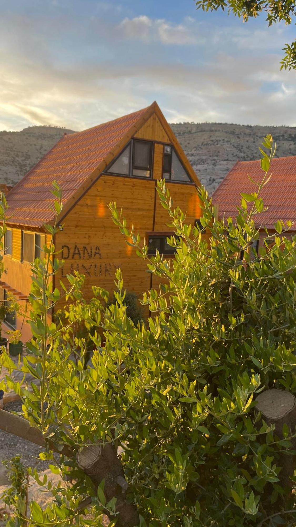 Dana Luxury Huts Hotel Exterior photo
