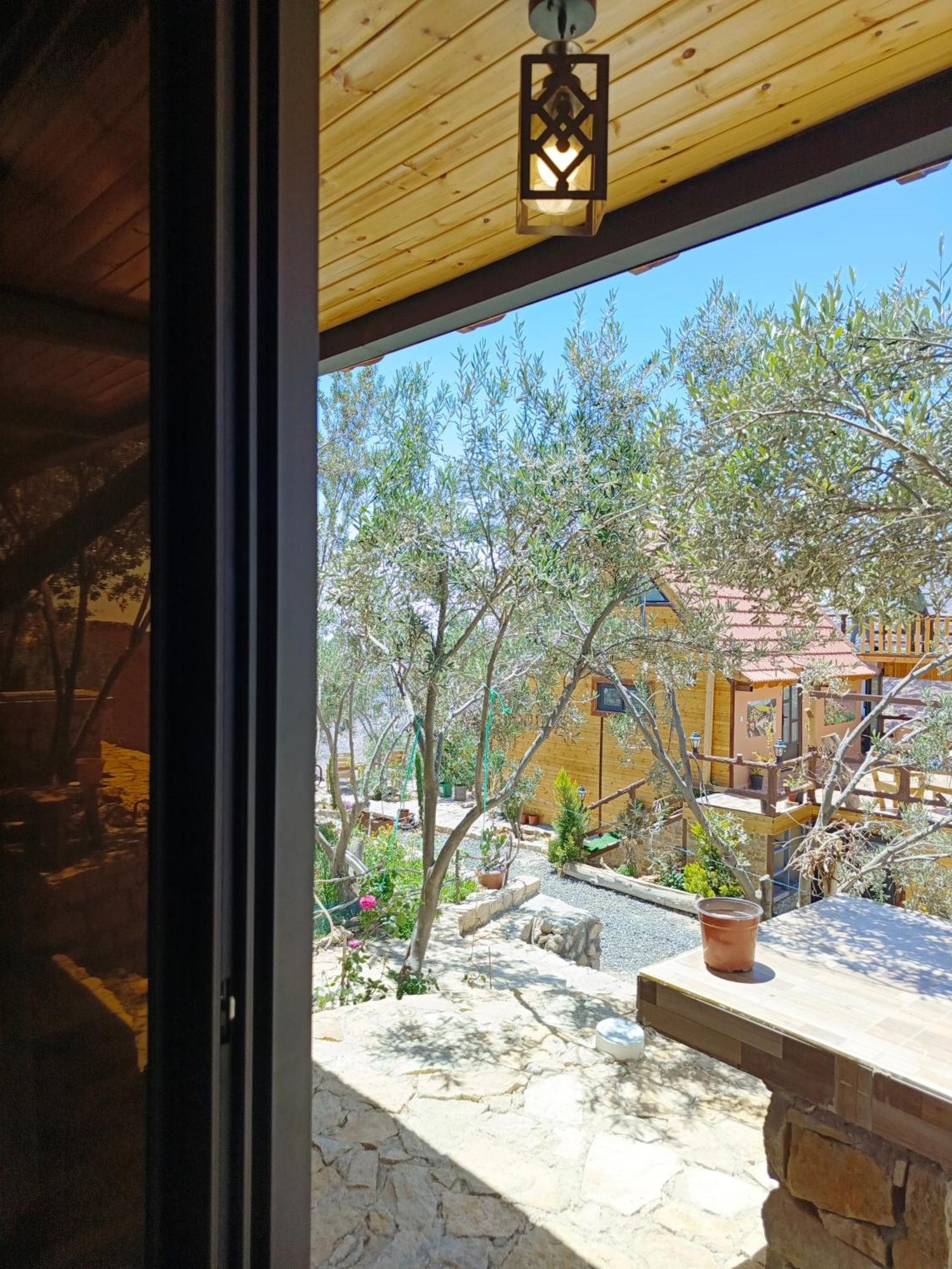 Dana Luxury Huts Hotel Exterior photo