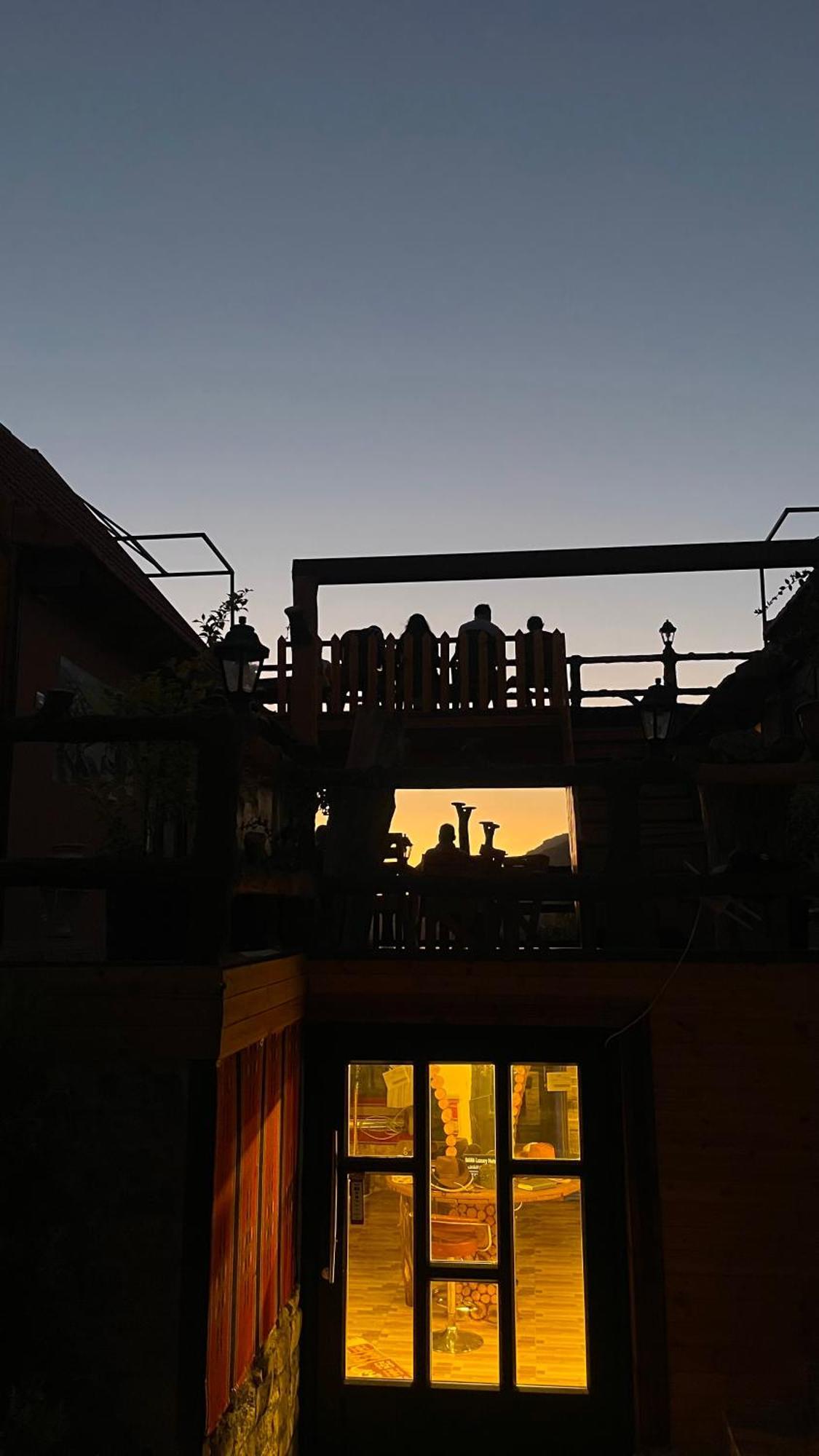 Dana Luxury Huts Hotel Exterior photo