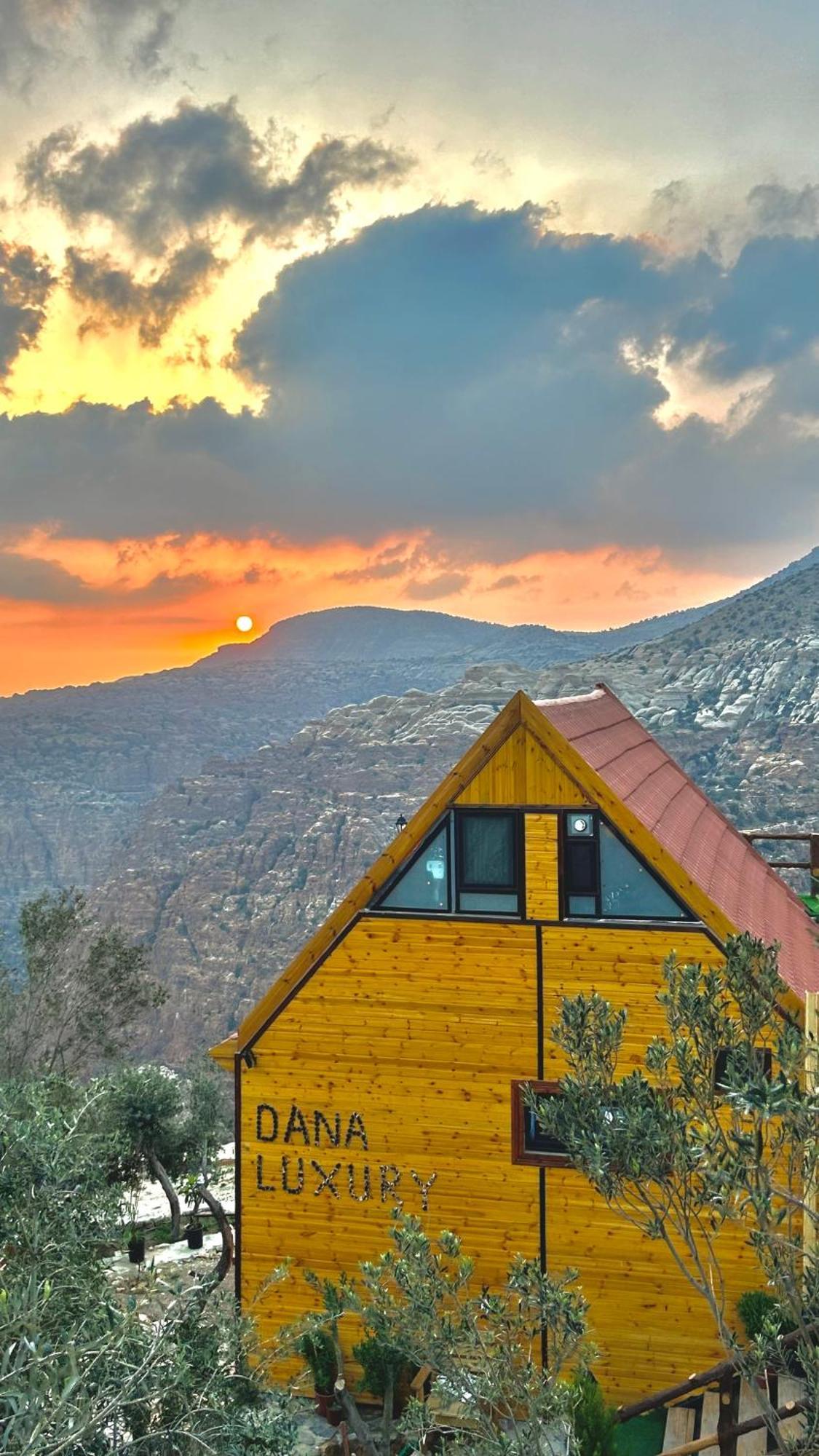Dana Luxury Huts Hotel Exterior photo