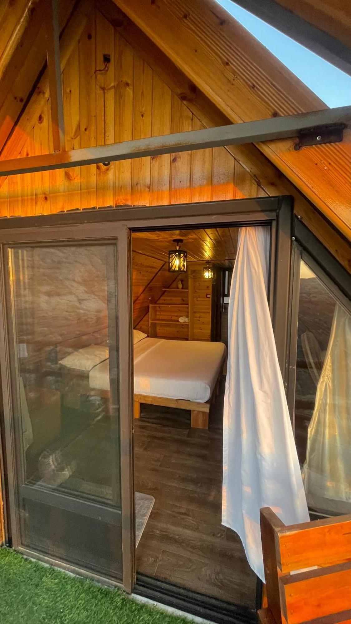 Dana Luxury Huts Hotel Exterior photo