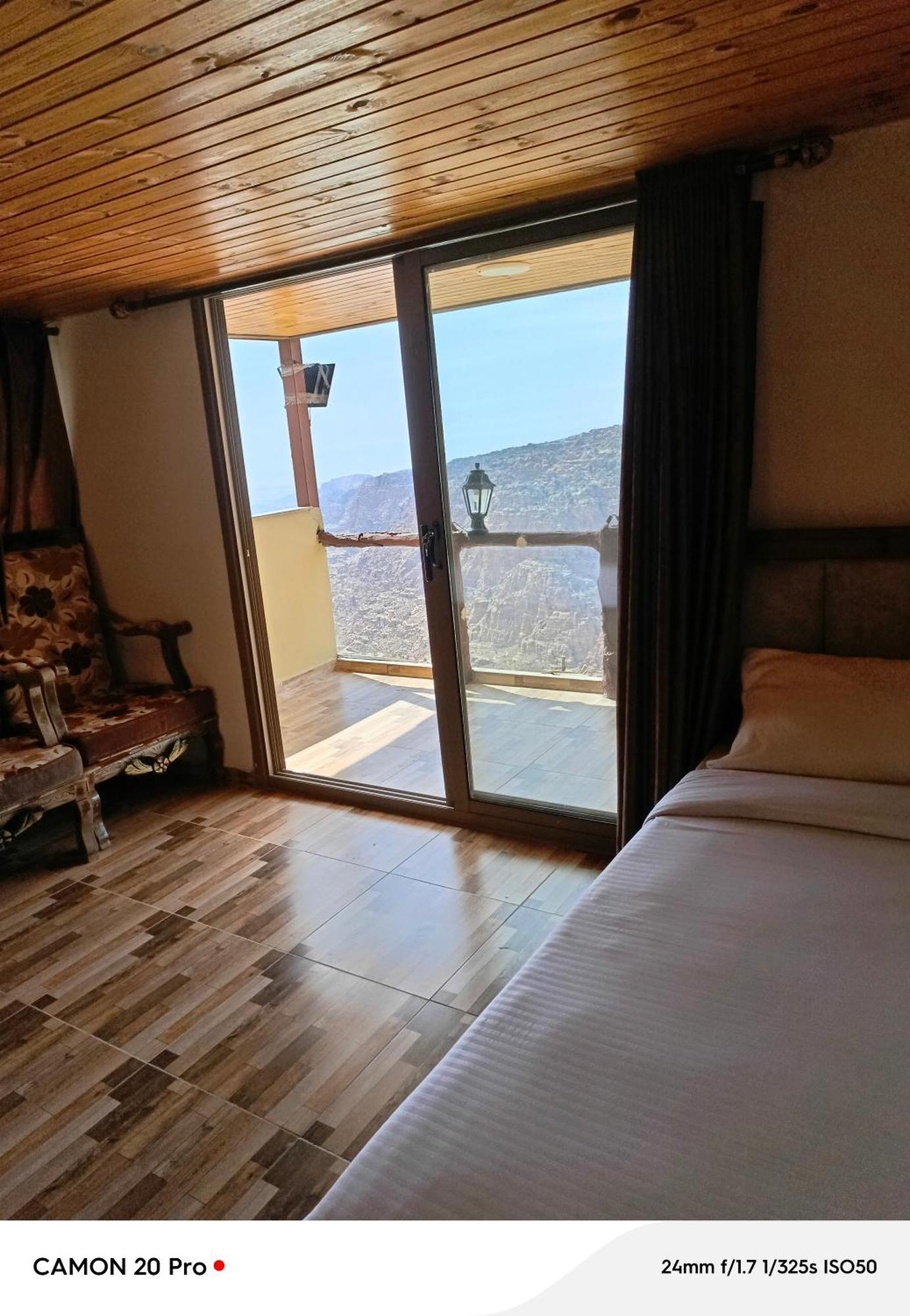 Dana Luxury Huts Hotel Exterior photo